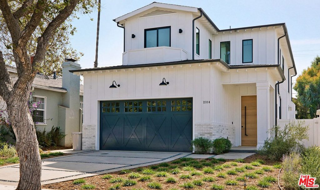 Garage Door Repair & Install